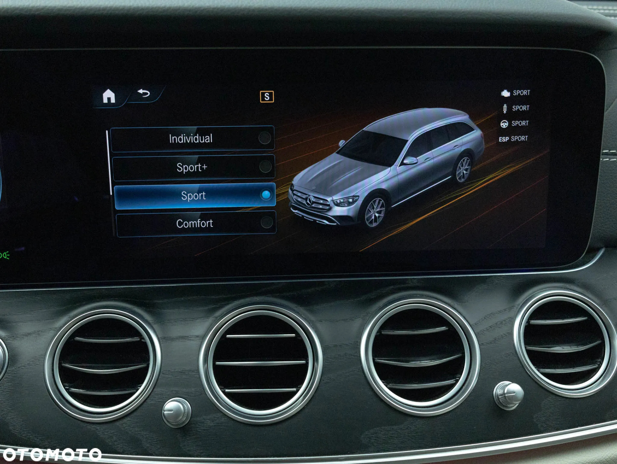 Mercedes-Benz Klasa E 220 d 4-Matic All-Terrain Avantgarde - 23