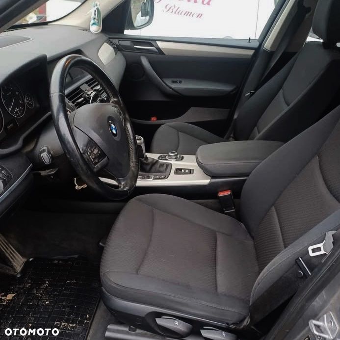 BMW X3 xDrive20d - 12