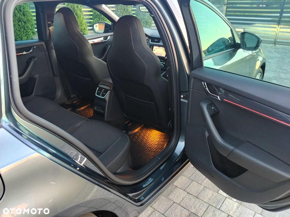 Skoda Octavia 2.0 TDI RS - 28