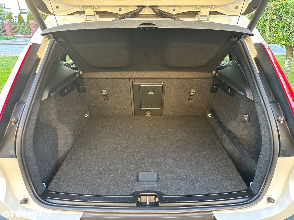 Volvo XC 40 T3 Geartronic Momentum - 25
