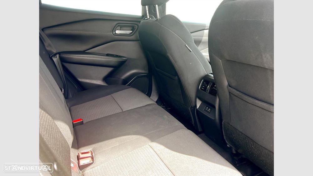 Nissan Qashqai 1.3 DIG-T N-Connecta - 18