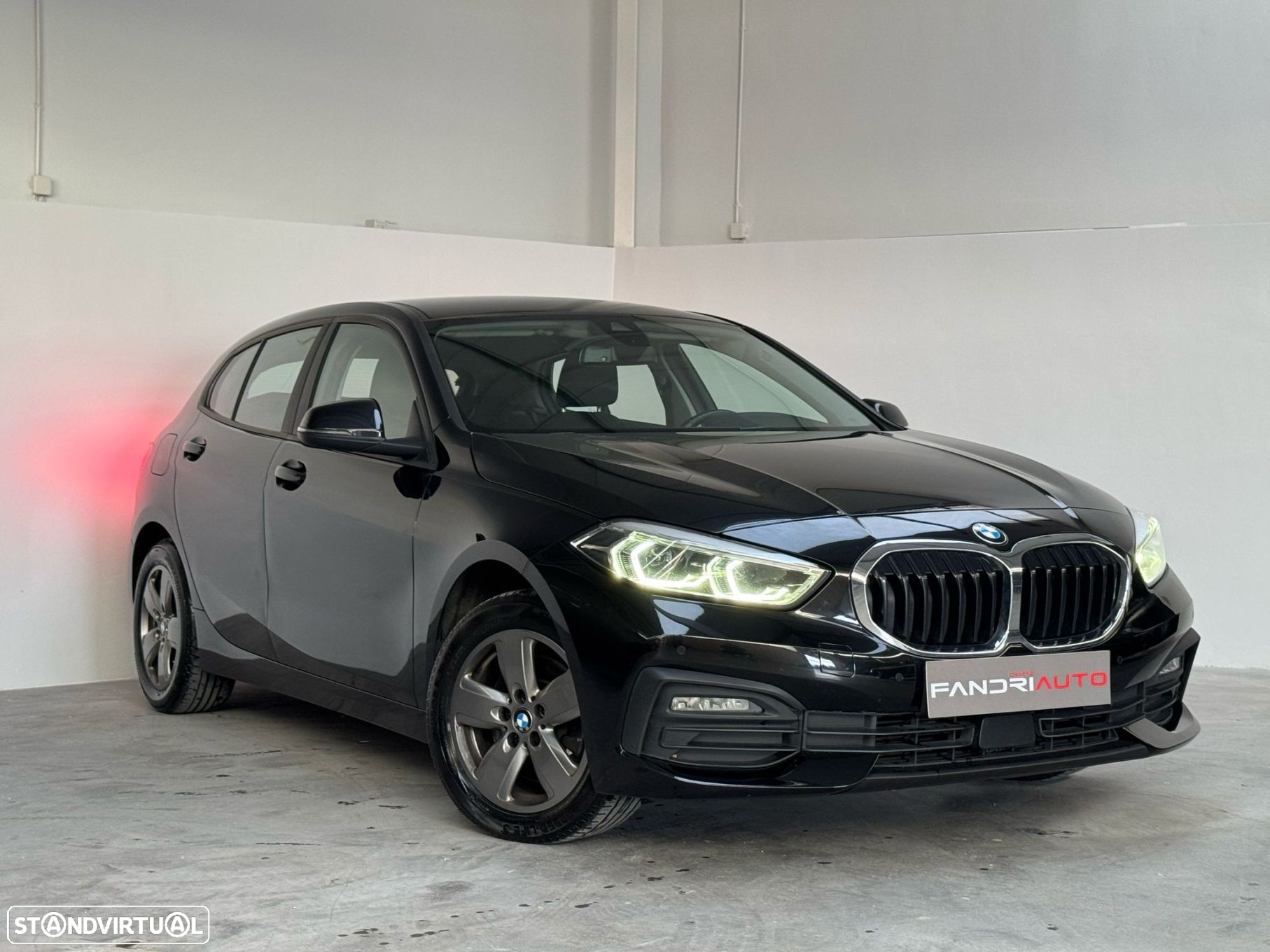 BMW 116 d Aut. Urban Line - 2