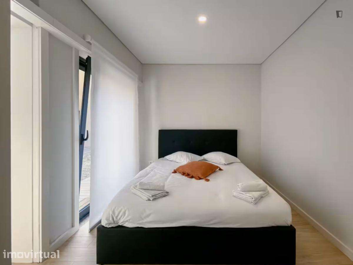 Apartamento com 1 quartos - localizado em Paranhos Porto - Grande imagem: 5/7