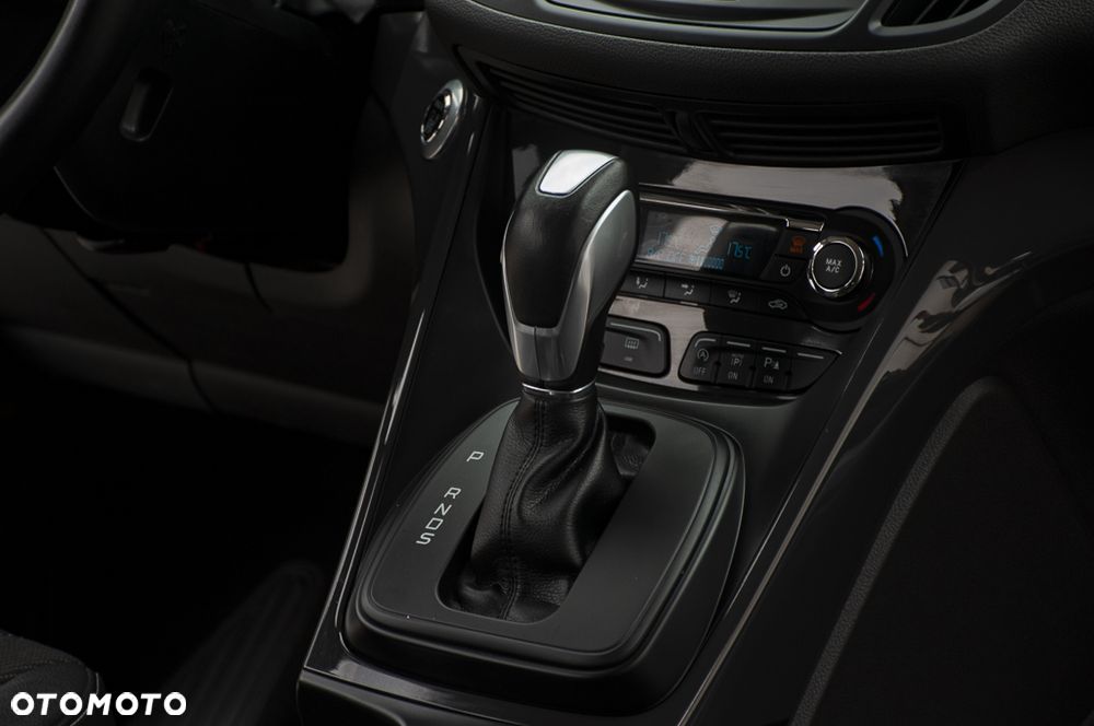 Ford Kuga 1.5 EcoBoost 4WD Titanium Plus - 12