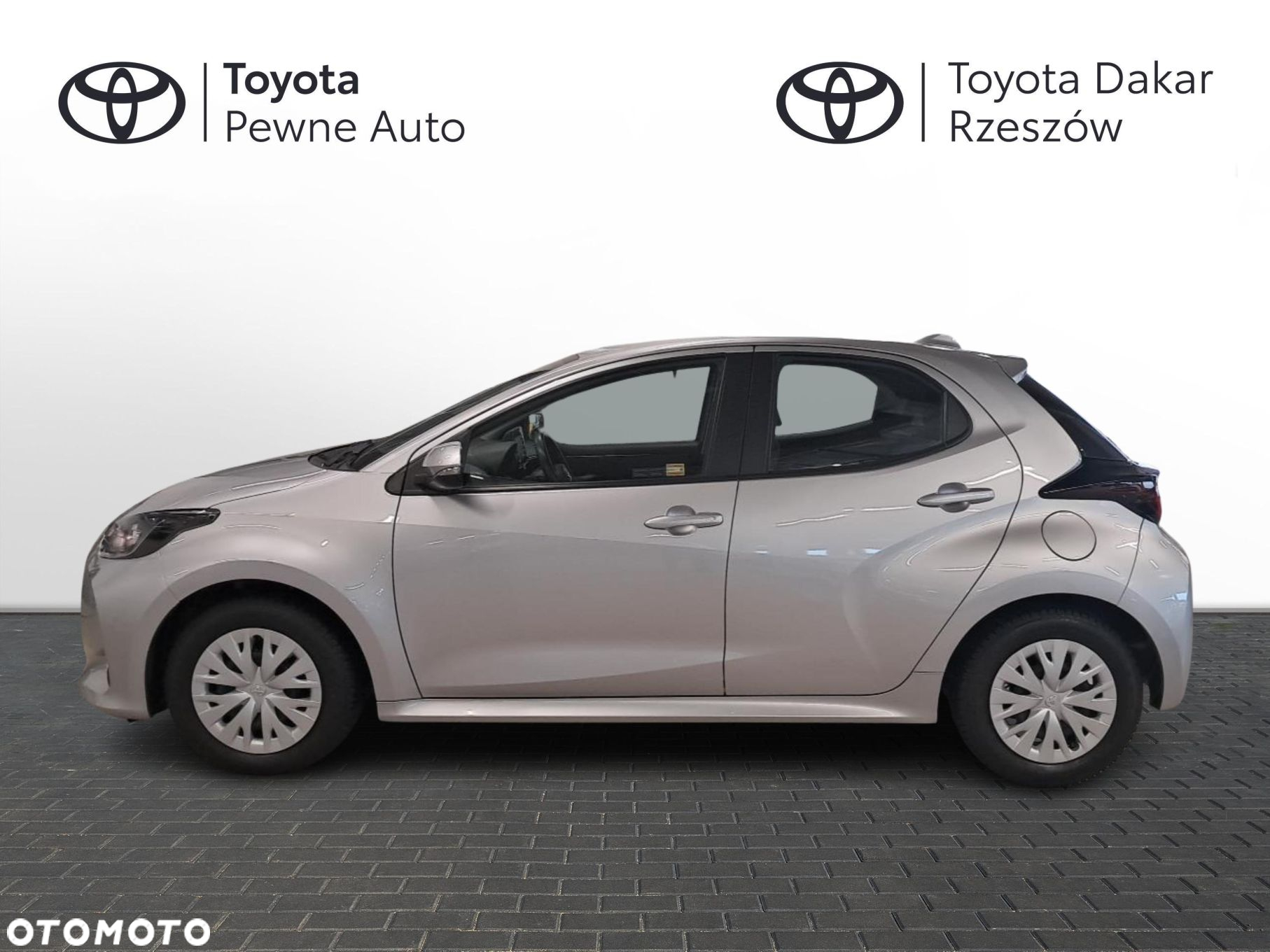 Toyota Yaris 1.5 Comfort CVT - 2