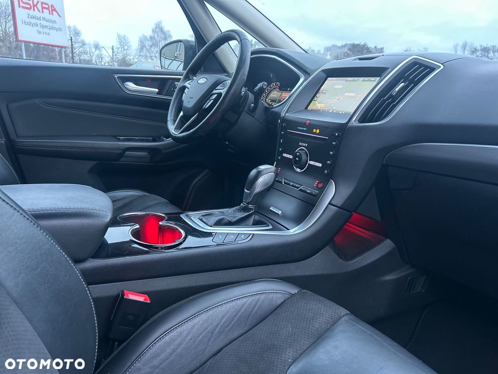 Ford S-Max 2.0 EcoBoost Titanium - 26