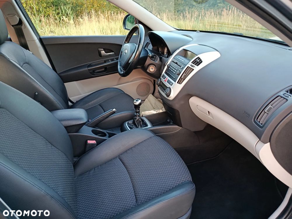 Kia Ceed 1.6 CVVT EX - 34