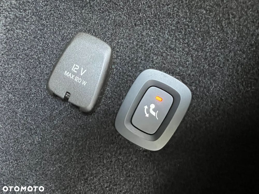Volvo V60 B4 D Geartronic Momentum Pro - 31