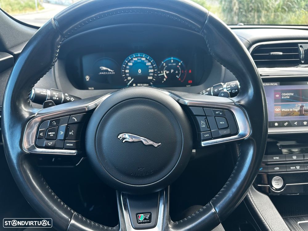 Jaguar F-Pace 2.0 i4D Prestige Aut. - 19