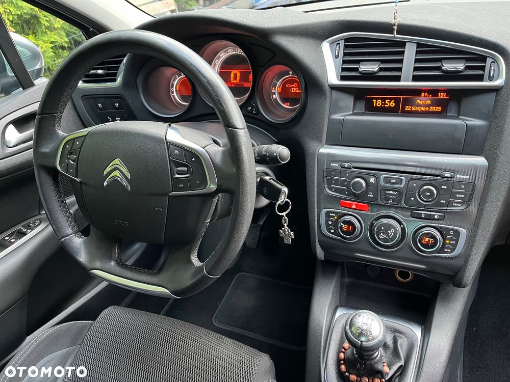 Citroën C4 e-HDi 115 Exclusive - 30
