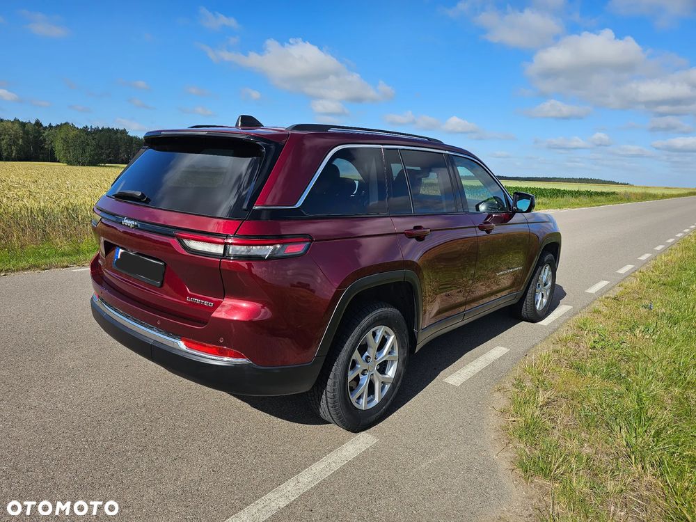 Jeep Grand Cherokee - 28
