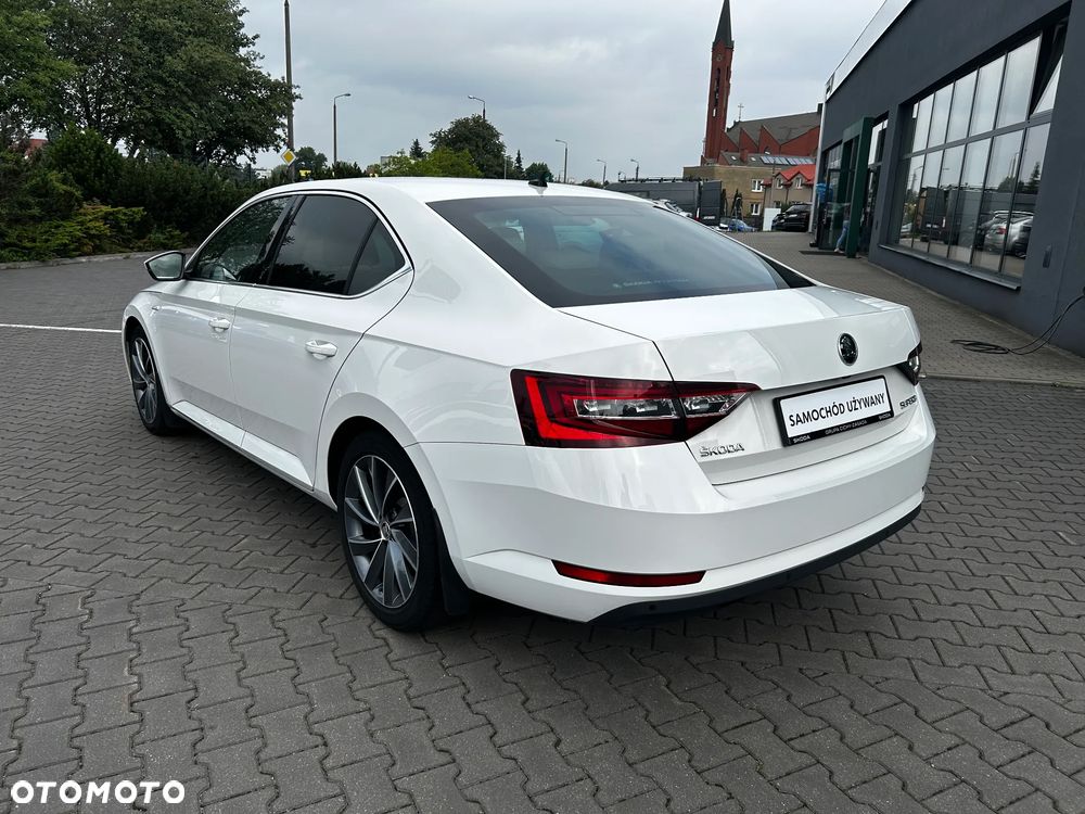 Skoda Superb 1.5 TSI ACT L&K DSG - 8