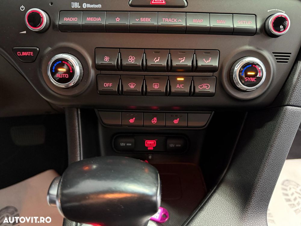 Kia Sportage 1.6 DSL MHEV 7DCT HP 4x2 Style - 24