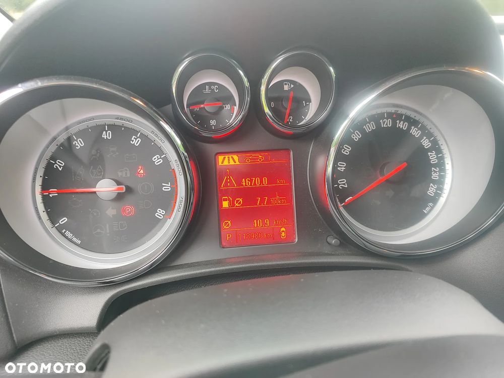 Opel Astra 1.4 T Sport EU6 - 8