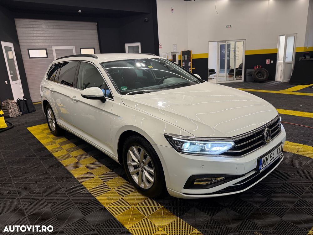 Volkswagen Passat ver-2-0-tdi-scr-dsg-comfortline - 18