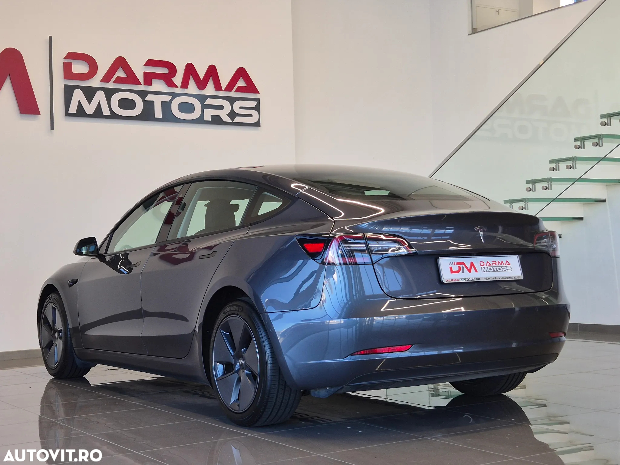 Tesla Model 3 Standard Reichweite Plus Hinterradantrieb - 5