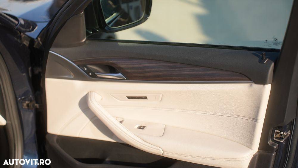BMW Seria 5 540i Aut. Sport Line - 18