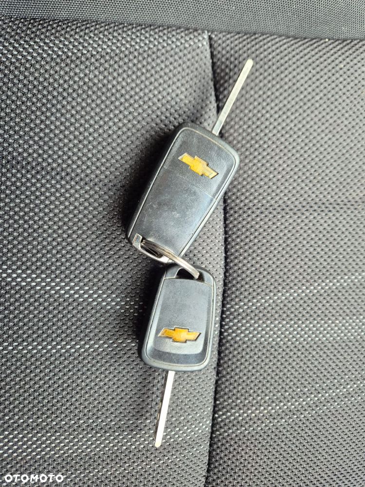 Chevrolet Aveo - 23