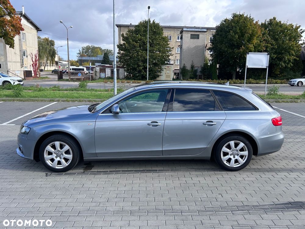 Audi A4 Avant 2.0 TDI DPF multitronic S line Sportpaket - 11