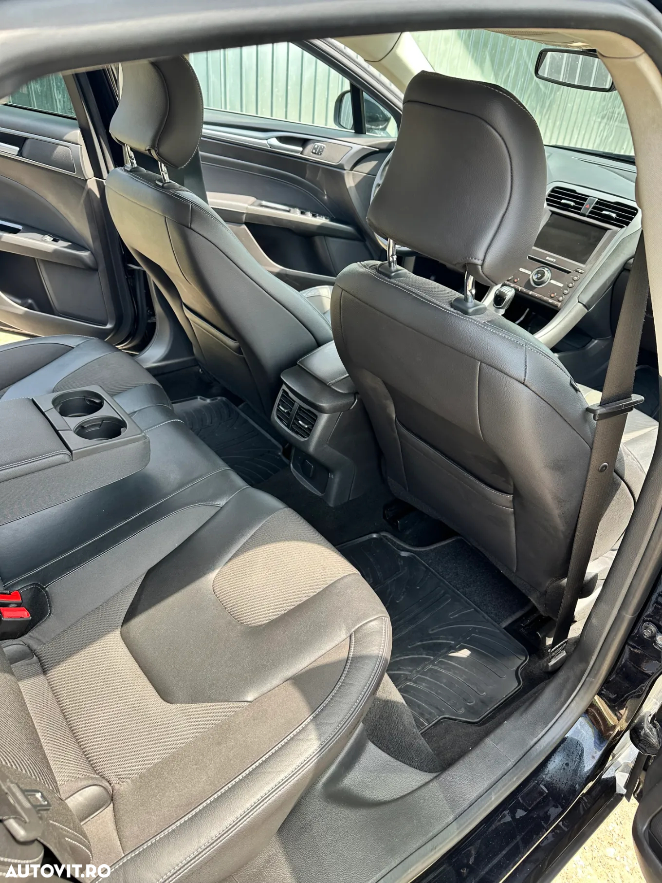 Ford Mondeo 2.0 TDCi Titanium - 19