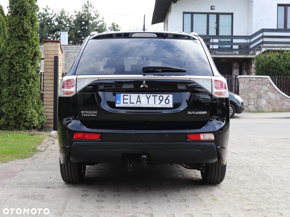 Mitsubishi Outlander 2.0 Intense 2WD - 13