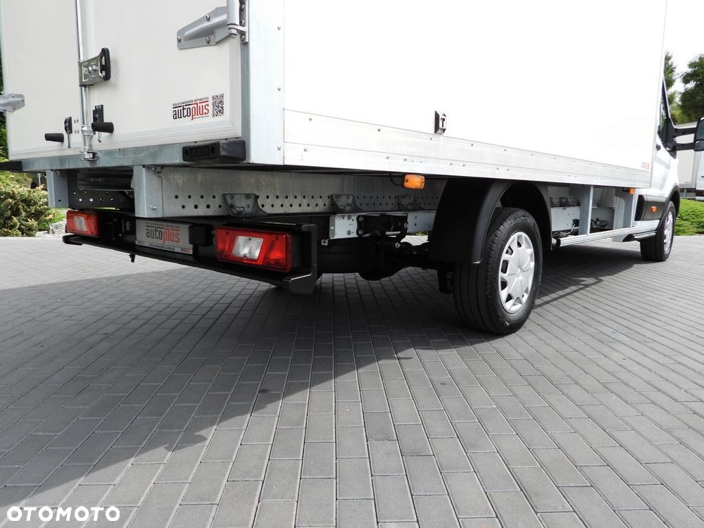 Ford TRANSIT KONTENER 8 PALET TEMPOMAT KLIMATYZACJA  130KM - 24