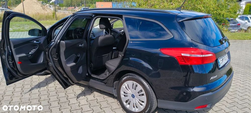 Ford Focus Turnier 1.5 EcoBlue Start-Stopp-System ACTIVE X - 25