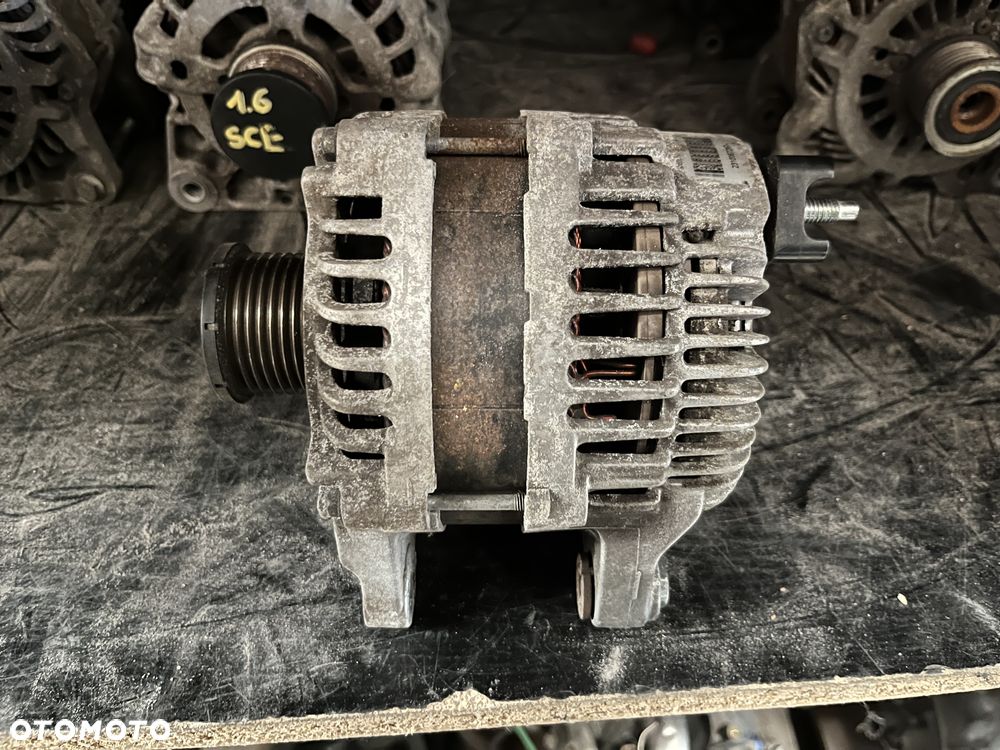 Alternator 2.0 DCI Renault Koleos II 231006729R - 1