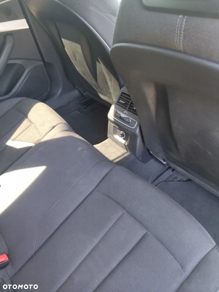 Audi A4 Avant 2.0 TDI Sport - 5