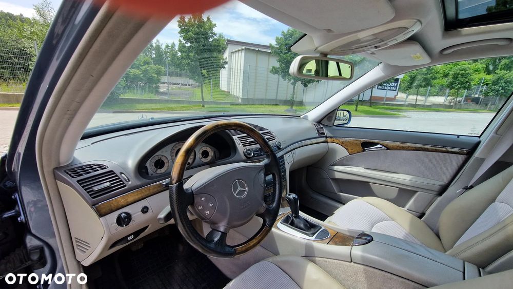 Mercedes-Benz Klasa E 220 CDI T Elegance - 5