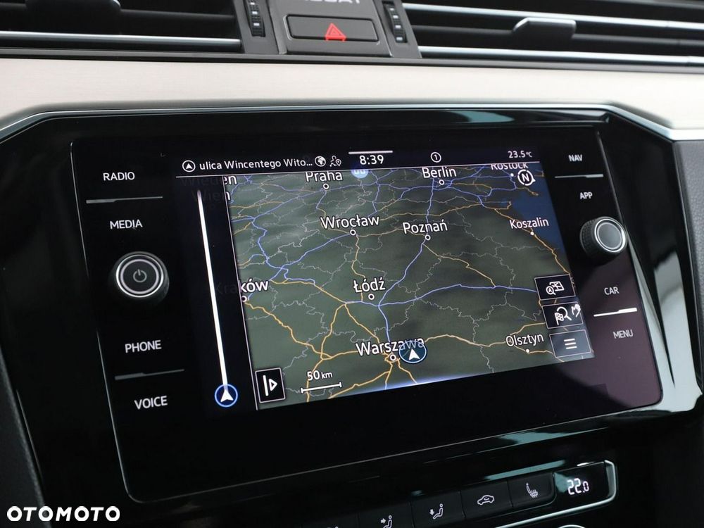Volkswagen Passat Variant 2.0 TDI 4Mot Elegance DSG - 27