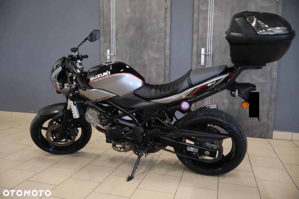 Suzuki SV - 9