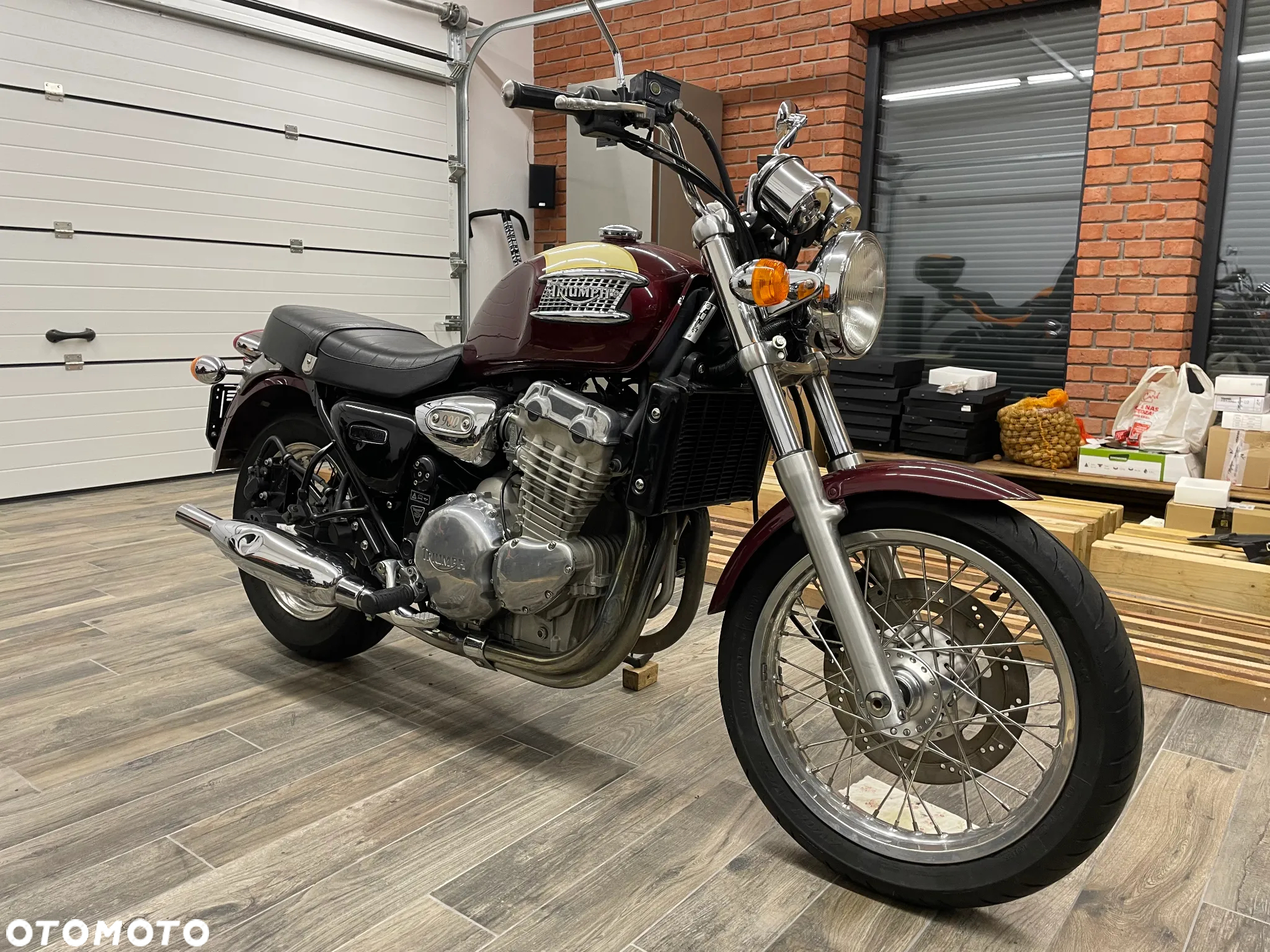 Triumph Thunderbird - 3