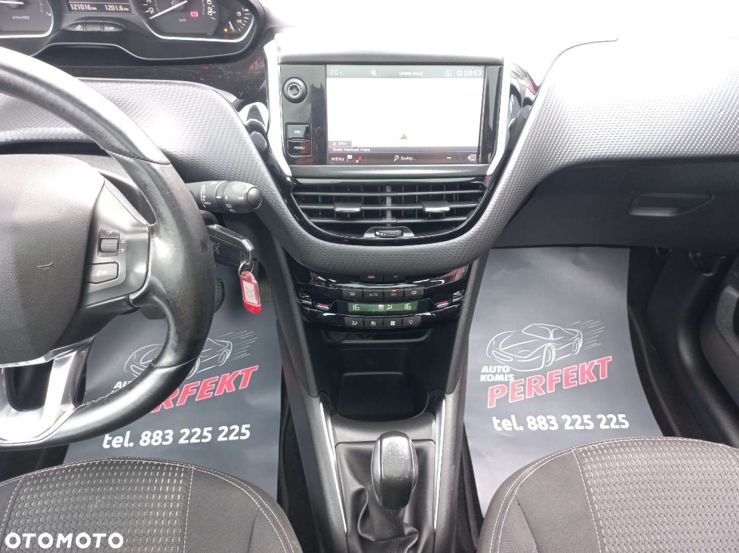 Peugeot 208 - 21
