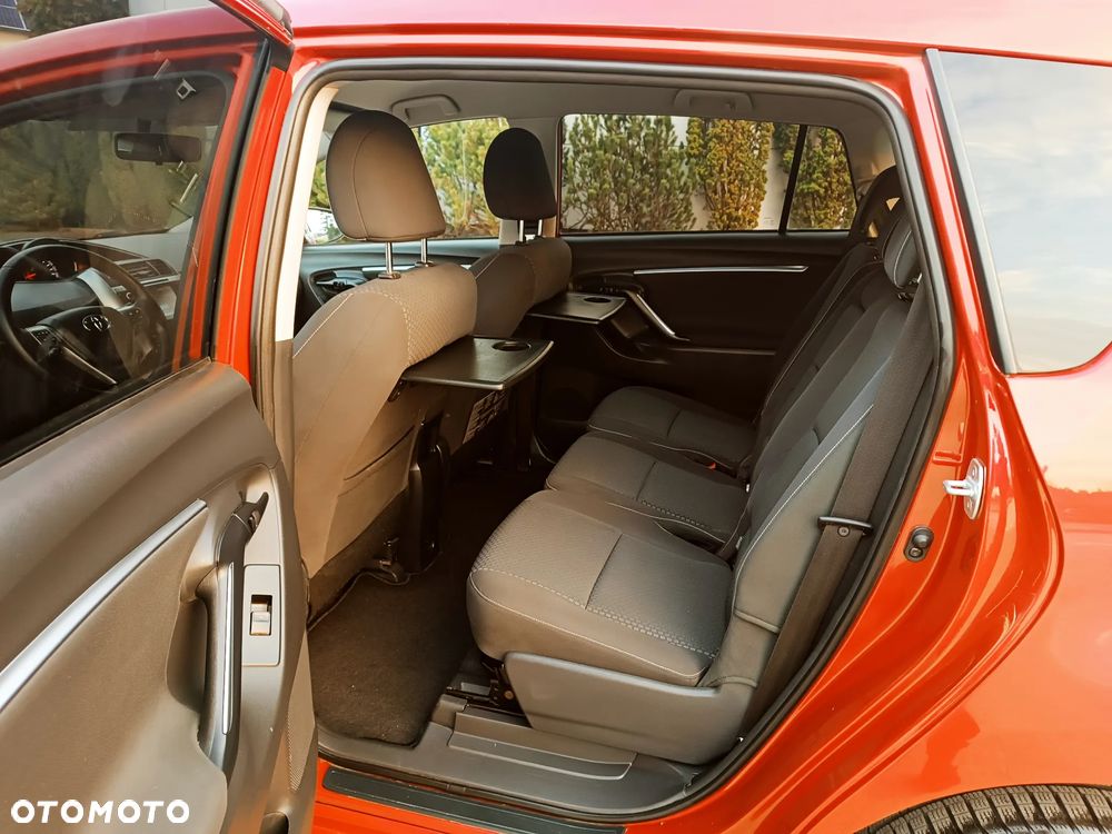 Toyota Verso 1.8 5-Sitzer Life - 14