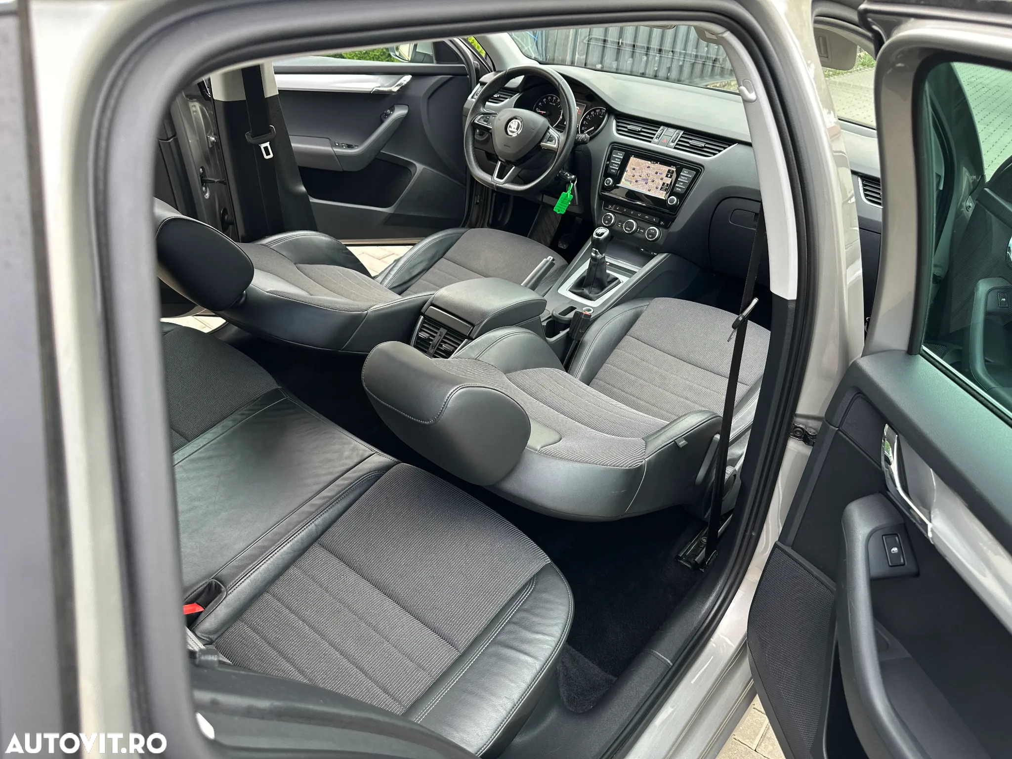 Skoda Octavia Combi 1.6 TDI (Green tec) Ambition - 22