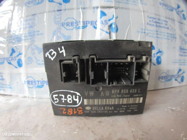 Modulo 5DK00858348 8P0959433L AUDI A3 8P SPORTBACK 2008 2.0TDI 140CV 5P CINZA Módulo Fecho Central AUDI A3 2009 2.0TDI 140CV 3P CINZA - 1