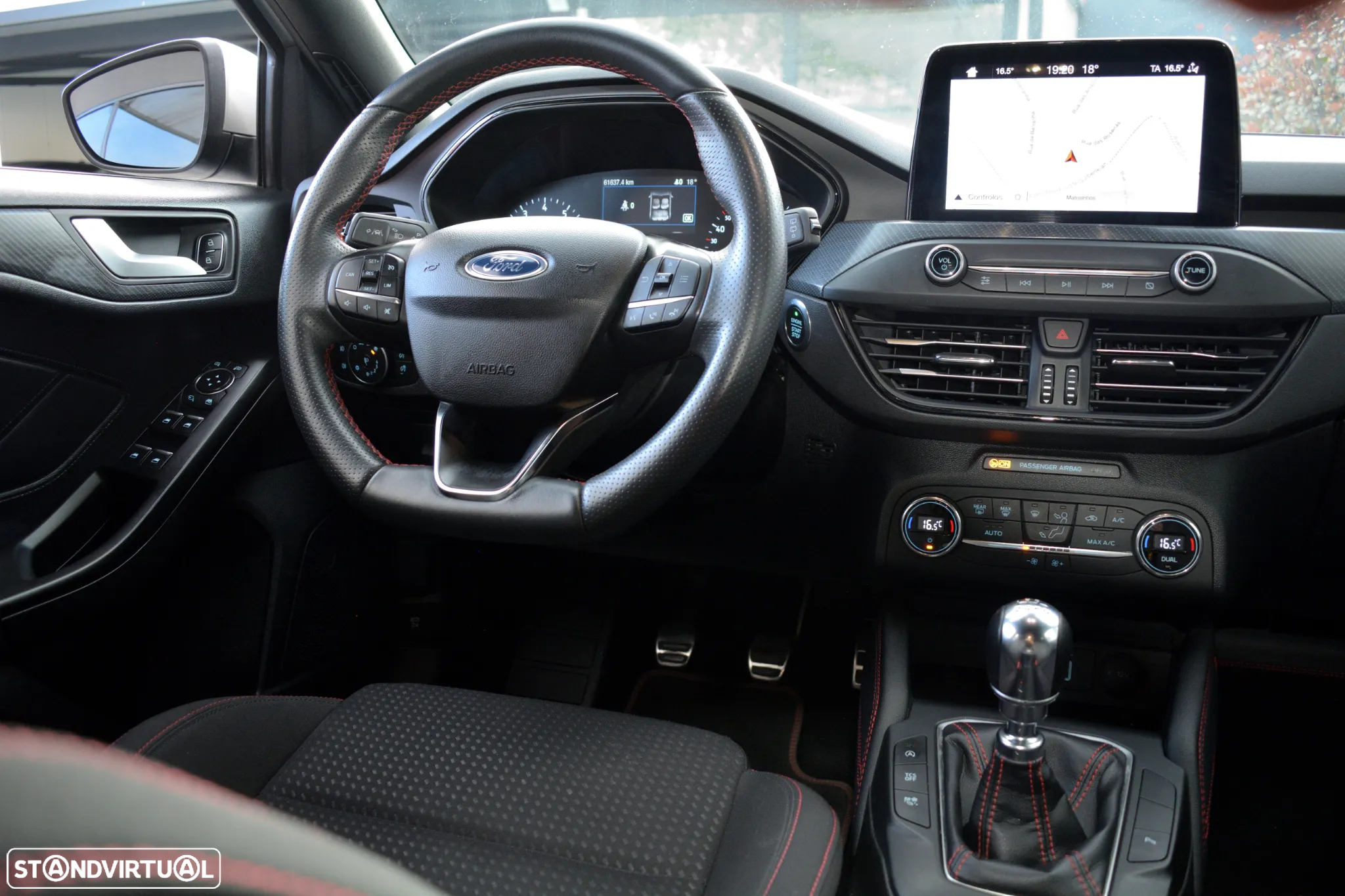 Ford Focus 1.0 EcoBoost ST-Line - 12
