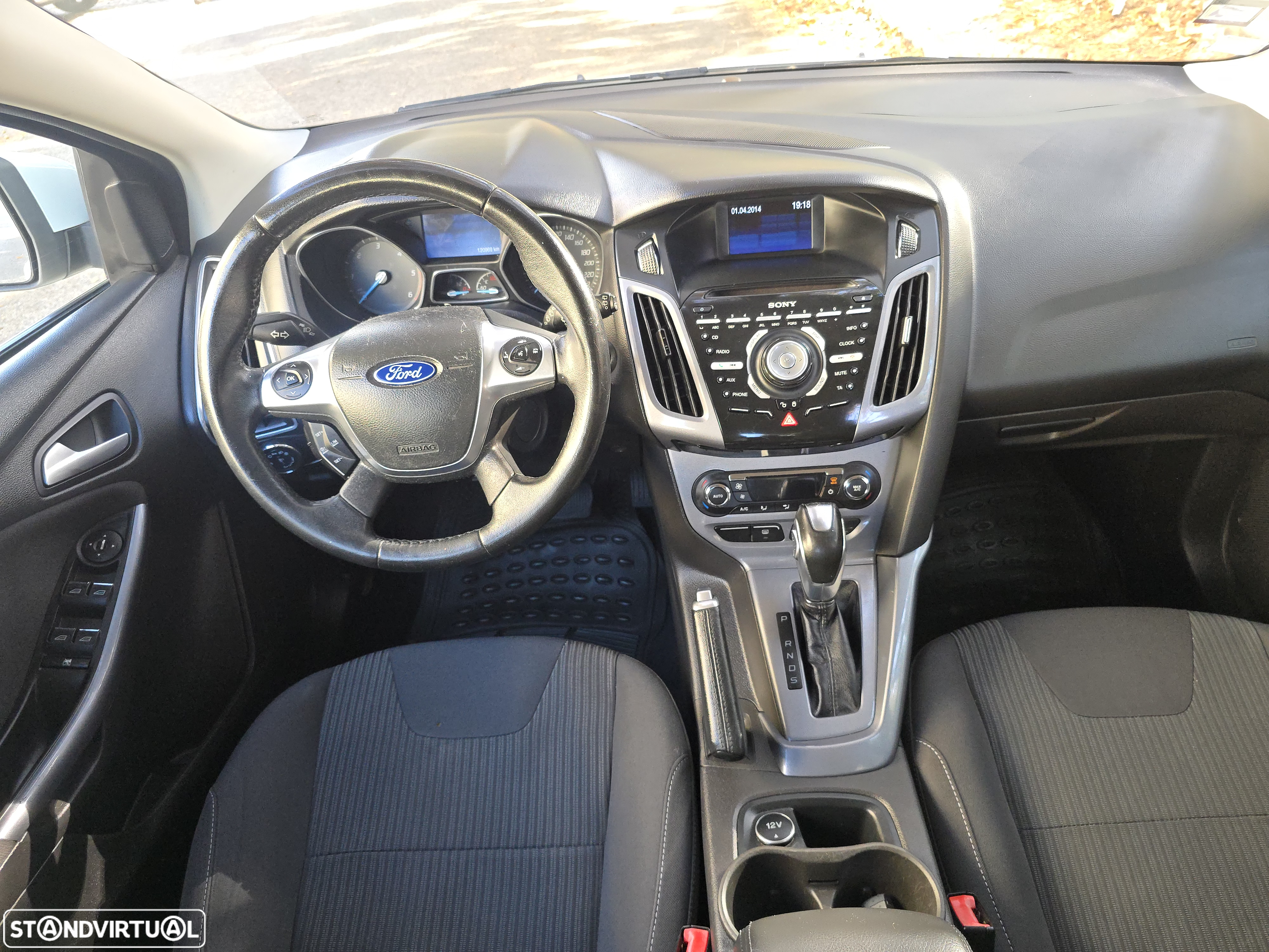 Ford Focus 2.0 TDCi Titanium PowerShift - 12