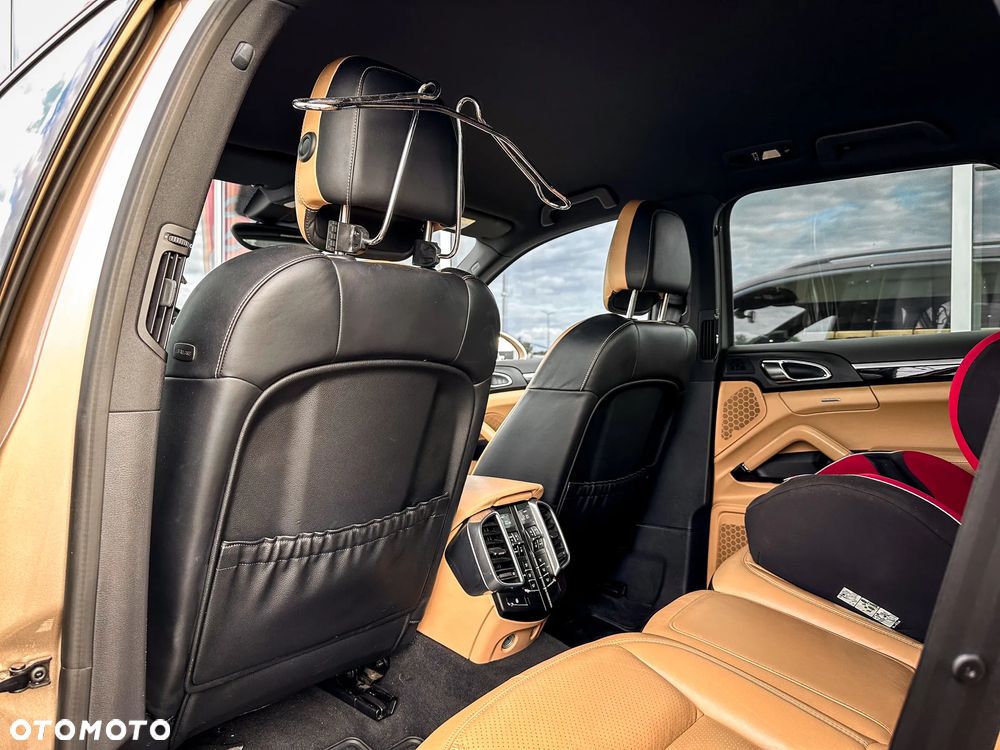 Porsche Cayenne S Diesel - 12