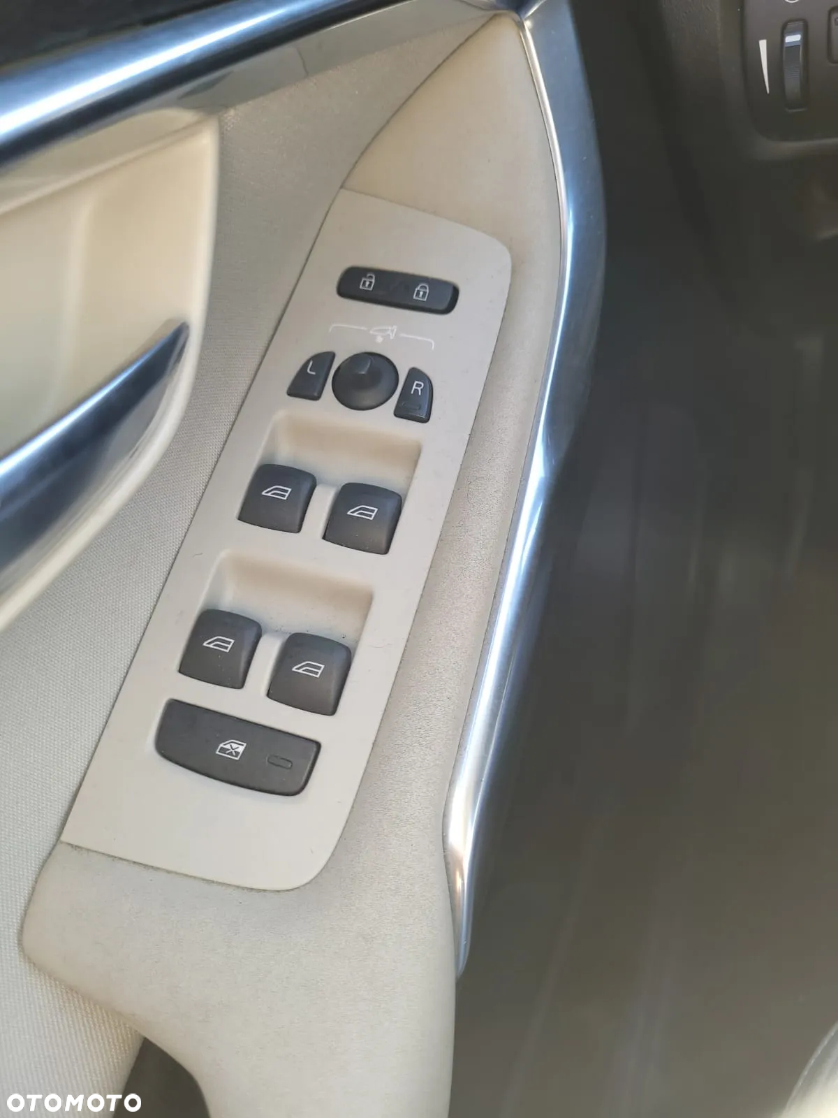 Volvo V40 T3 - 5