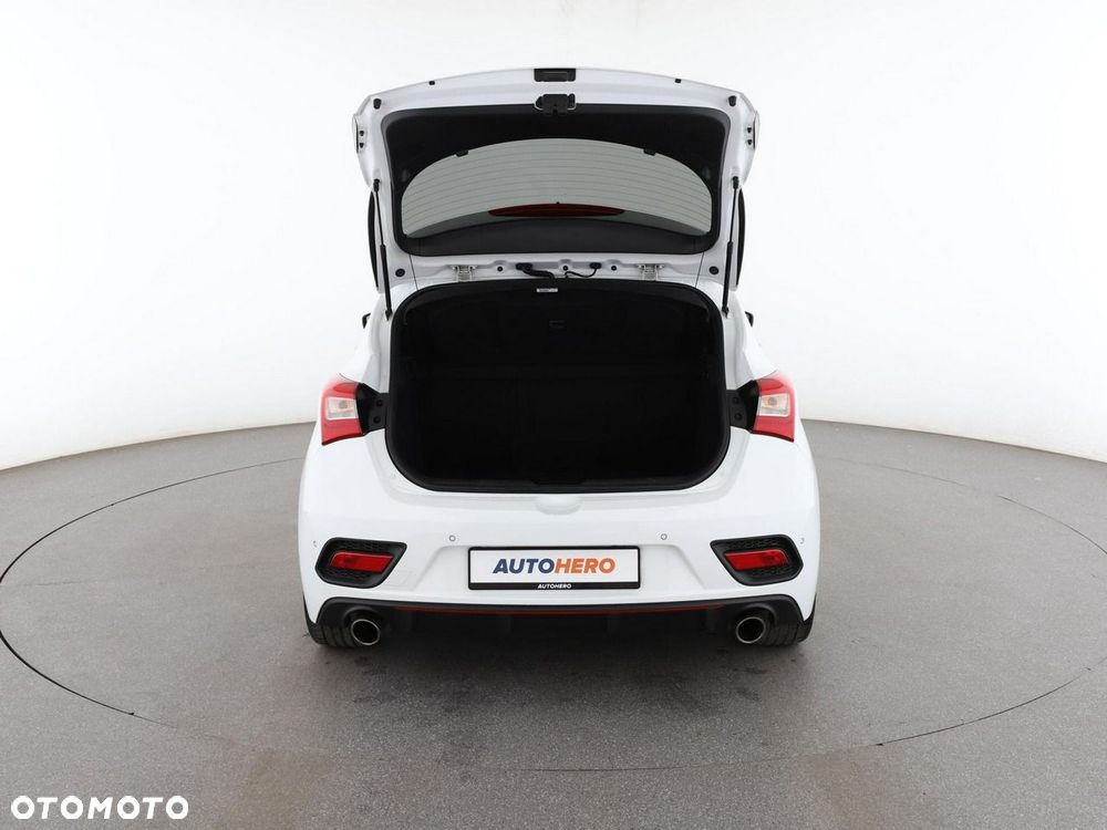 Hyundai i30 1.6 T GDI Turbo - 20