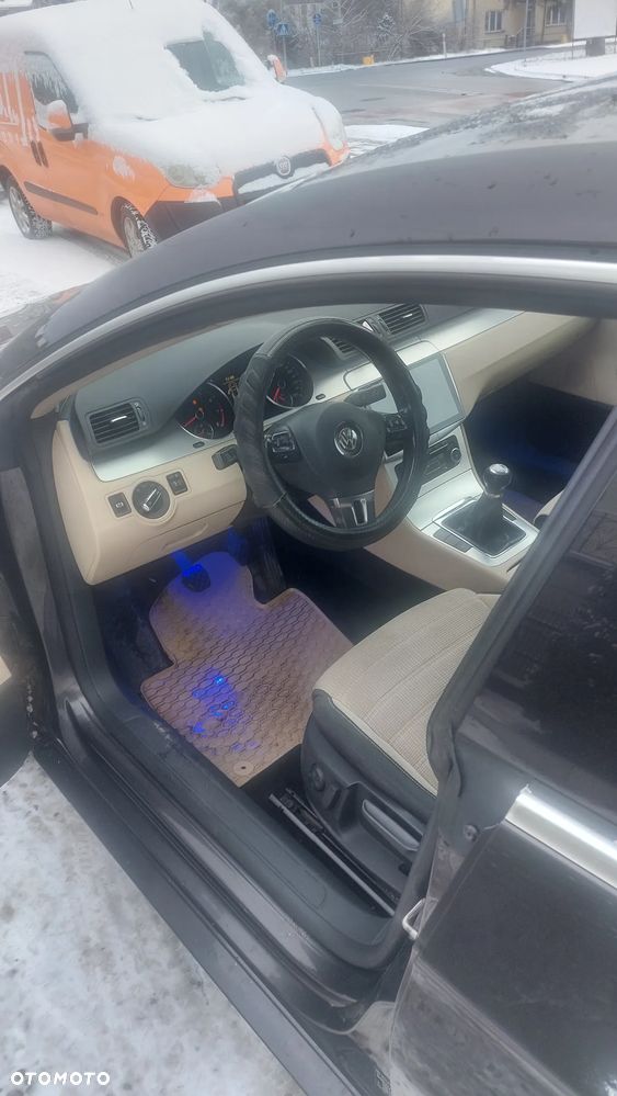 Volkswagen Passat 2.0 TDI Trendline - 7