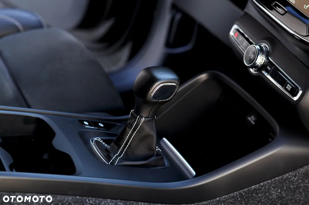 Volvo XC 40 - 15