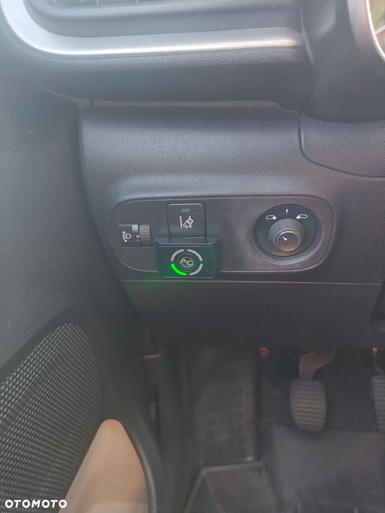 Citroën C3 1.2 PureTech Shine - 10