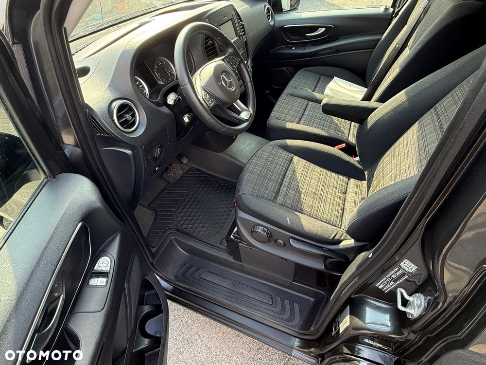 Mercedes-Benz Vito - 37