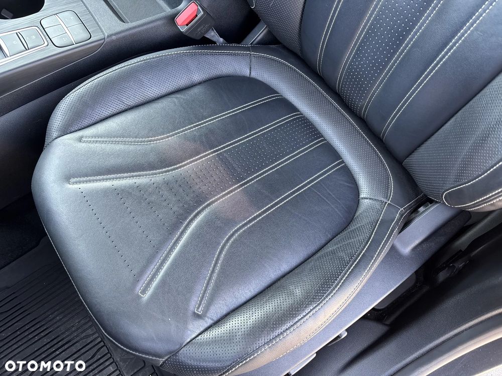 Ford Kuga Vignale 2.0 EcoBlue AWD - 17
