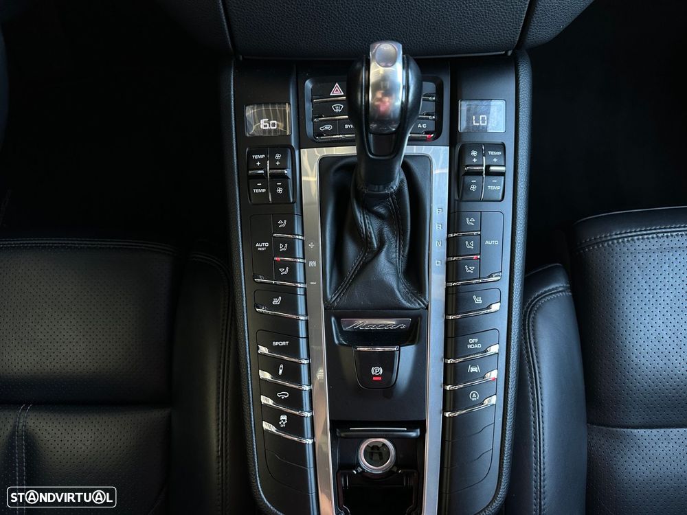 Porsche Macan S - 23