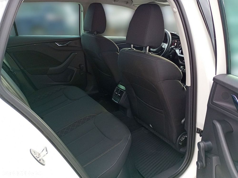 Skoda Scala 1.5 TSI Ambition DSG - 30