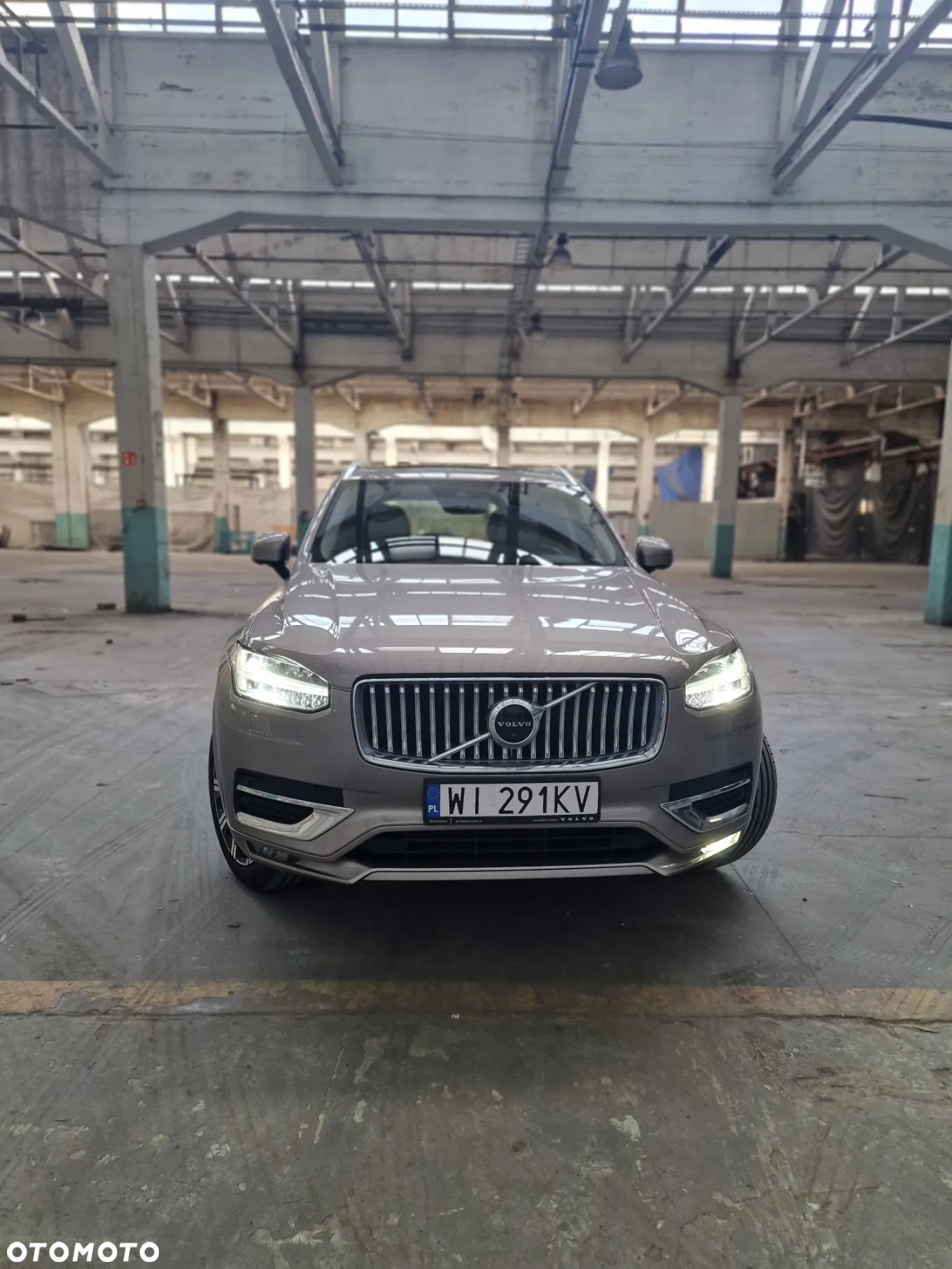 Volvo XC 90 - 20
